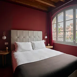 Rego - Boutique & Serenity With Some Off-site In The Heart Of Center Appartement Bergamo